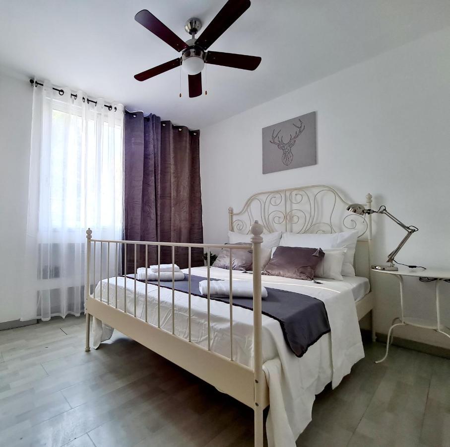 Nice Apartments On Ben Yehuda Str Tel Aviv Bagian luar foto