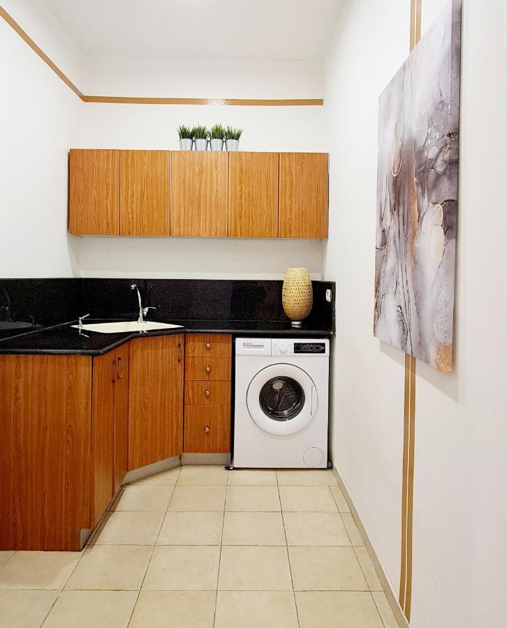 Nice Apartments On Ben Yehuda Str Tel Aviv Bagian luar foto